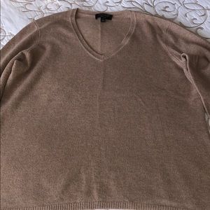Woman’s cashmere sweatshirt